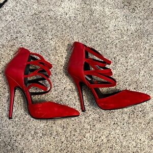 Steve Madden red mixed material suede/leather strappy stiletto heels size 8.5